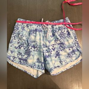 Columbia Women's Athletic Shorts - Blue and White Geometric NWOT